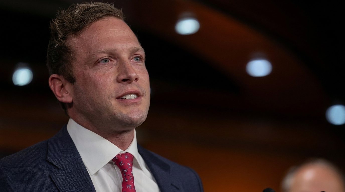Max Miller Refuses Trump Drop Out
